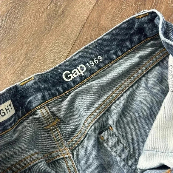 Gap Straight Jeans.  Men’s size. 33x30. - Picture 6 of 9